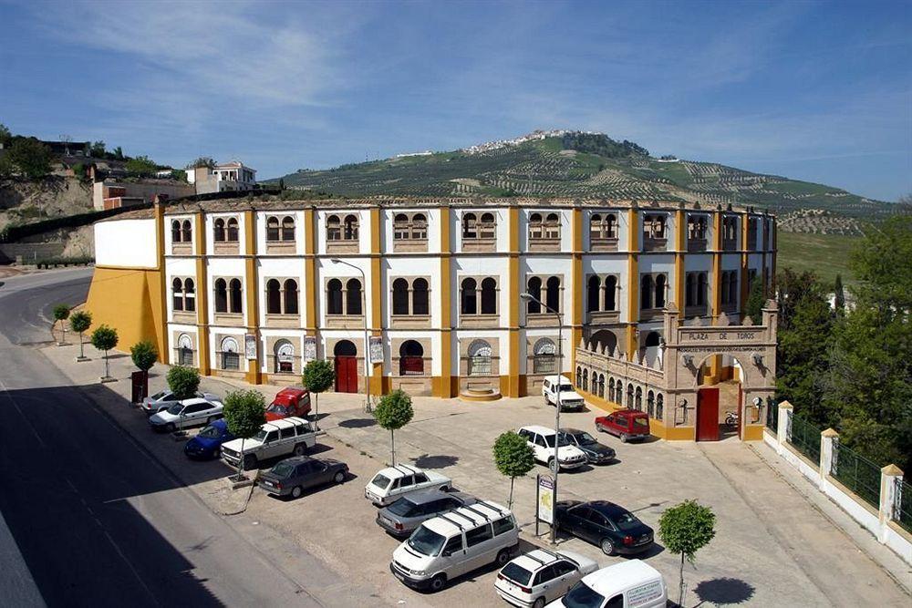 Hotel Plaza Manjon Villanueva Del Arzobispo Exterior photo